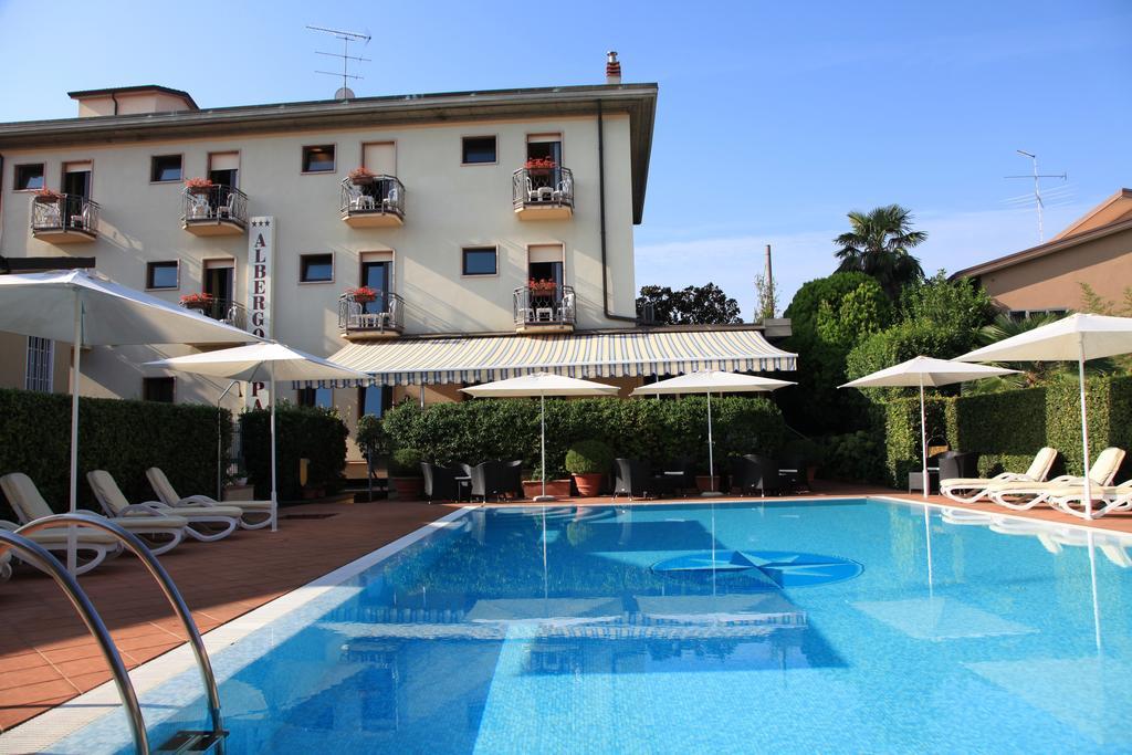 Albergo Ristorante Papa بسكييرا ديل غاردا المظهر الخارجي الصورة