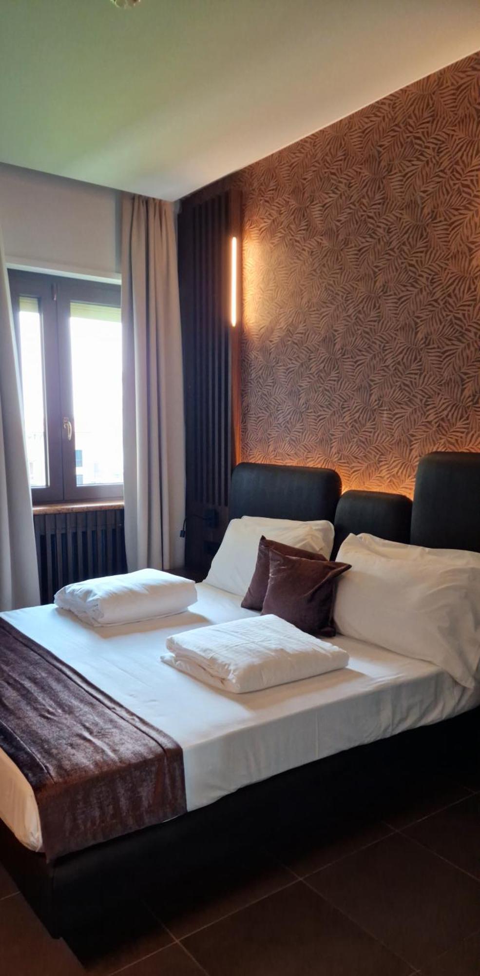 Albergo Ristorante Papa بسكييرا ديل غاردا المظهر الخارجي الصورة