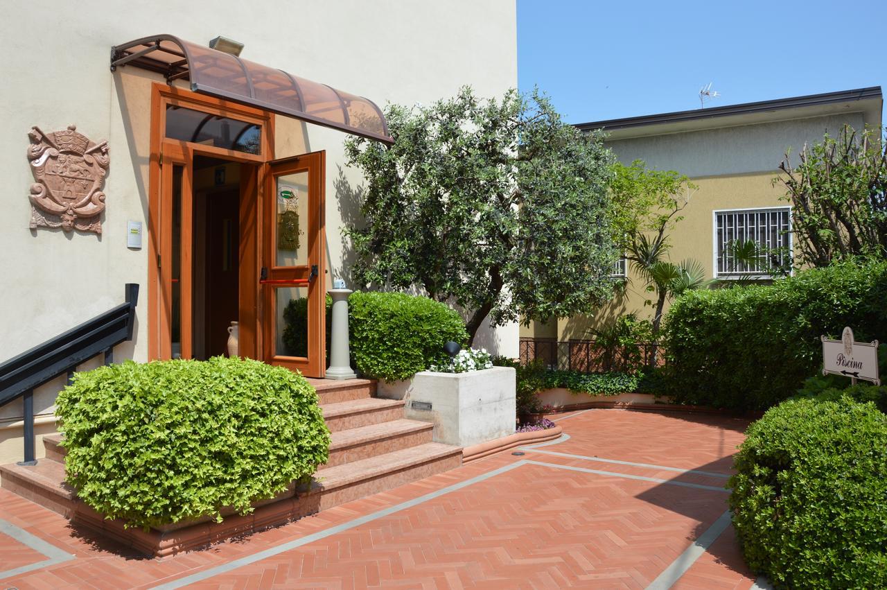 Albergo Ristorante Papa بسكييرا ديل غاردا المظهر الخارجي الصورة